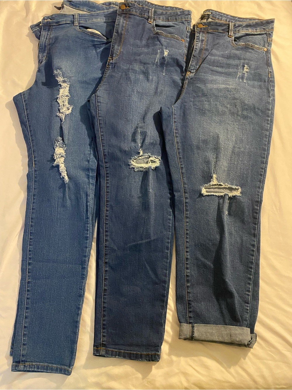 Lot of 3 Fashion Nova Curve Distressed Skinny Jeans Size 2X Plus Blue Denim.